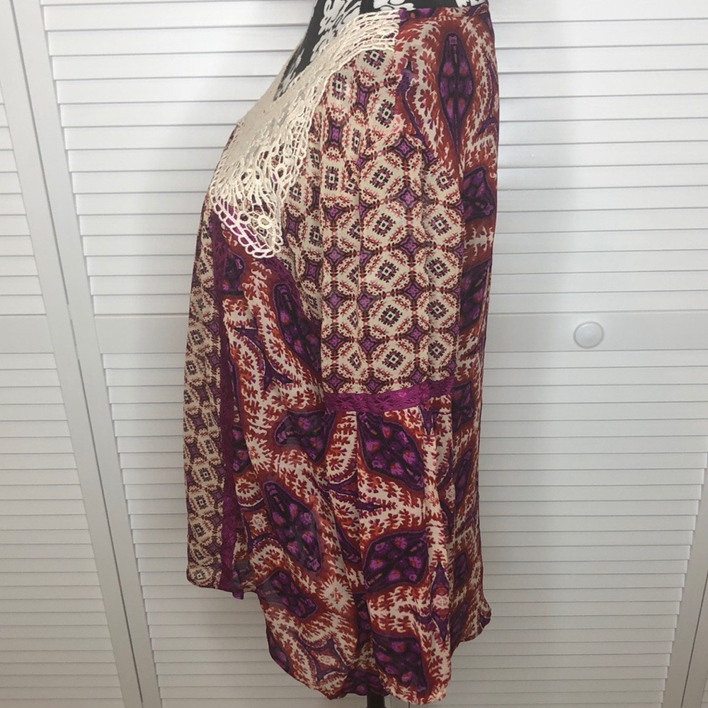 Bila Sheer Lace Fuschia Peasant Blouse Large NWT - Picture 3 of 7